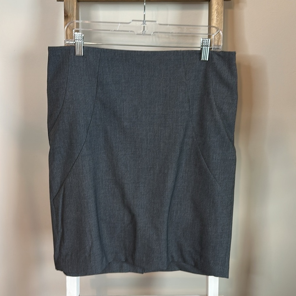The Limited Collection Gray Pencil Skirt Size 12 in Fair Used Condition - Picture 7 of 16